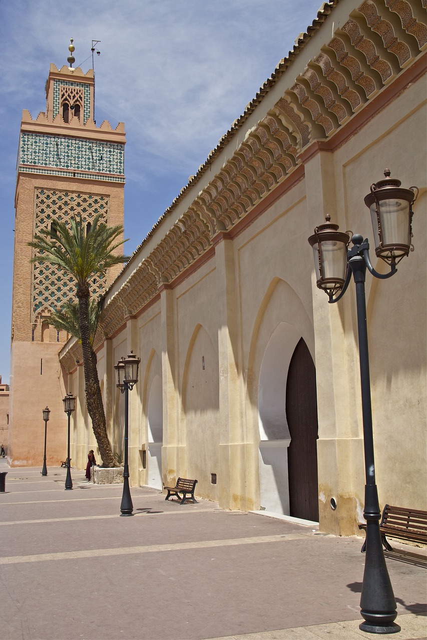 Magisch Marrakech: Woestijnavonturen en Betoverende Tuinen